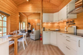 Host & Stay - Violet Lodge